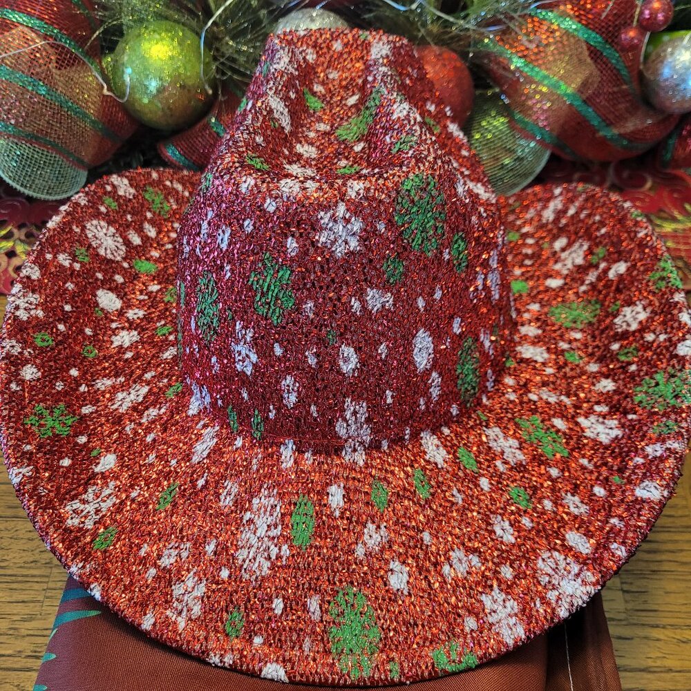 A756 NEW Shiny Woven Red & Green Snowflake Cowgirl Hat, Wide Brim, Adjustable